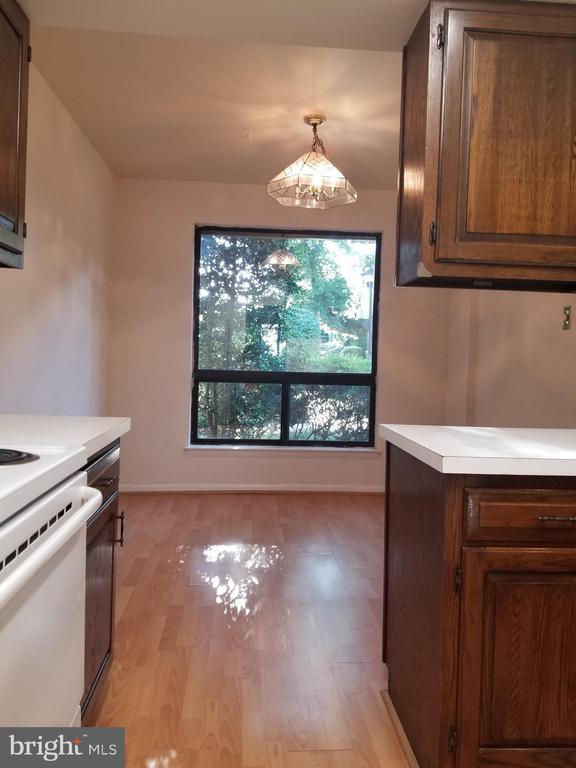 Photo - 1161 Putnam Blvd