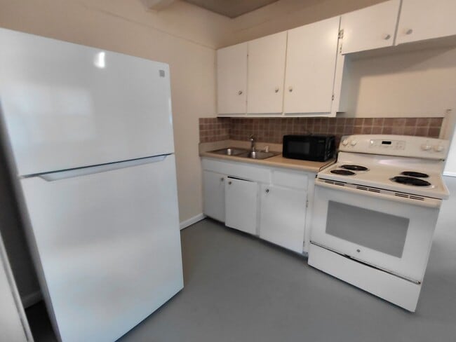 Photo - 2170-2172 Davis Court Unit 2170 Davis Court