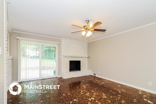 Photo - 3621 Huckleberry St