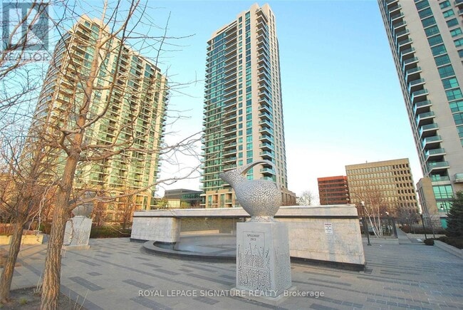 Photo - 215 Sherway Gardens Rd Unit 707