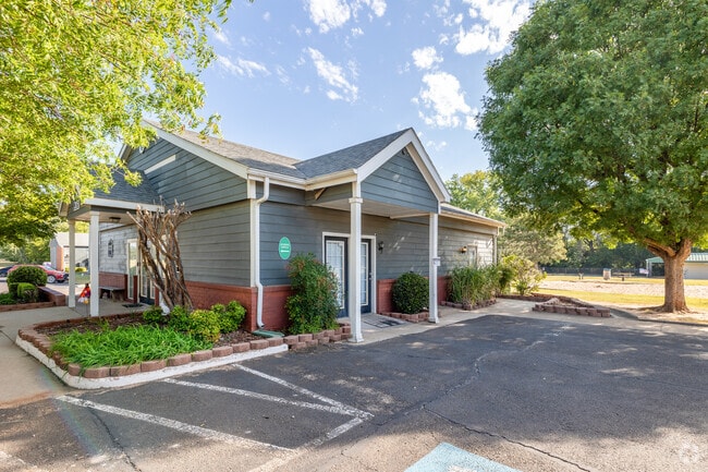 Leasing Office