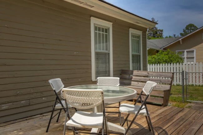 Photo - 1440 Cherokee Ave Unit ID1043452P