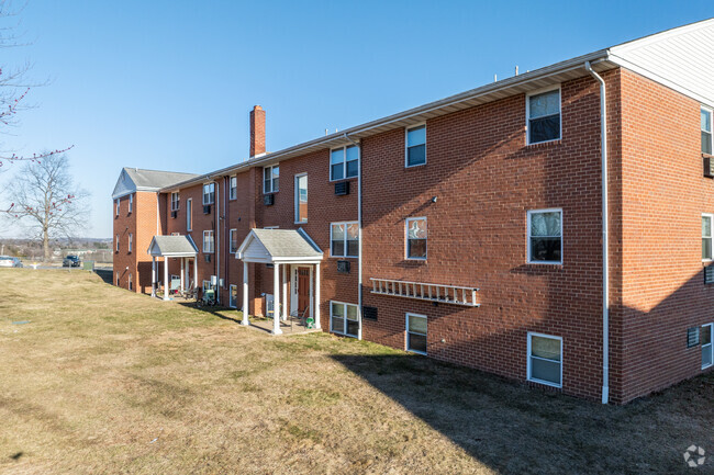 Mark Twain Apartments