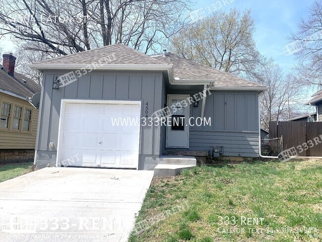 Building Photo - Need space? This home is perfect for you!