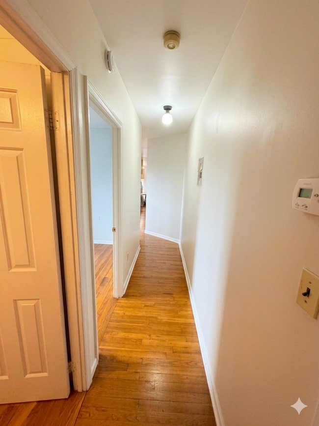Hallway - 278 Monmouth St Unit 3R