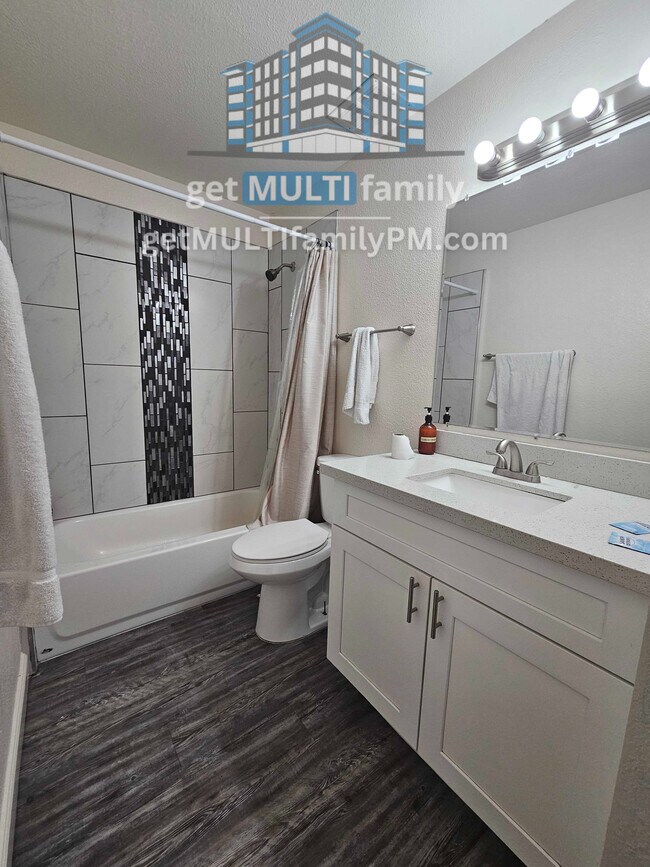 Photo - 515 W Pebble Beach Dr Unit 517