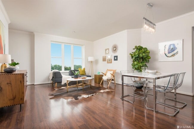 Photo - 2200 Gellert Blvd