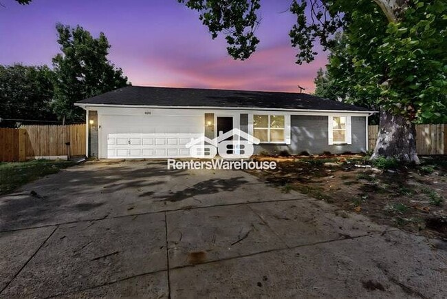 Building Photo - Move In Ready Arlington Completely Remodeled Rental