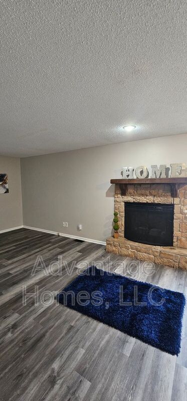 Photo - 1315 E 123rd Terrace
