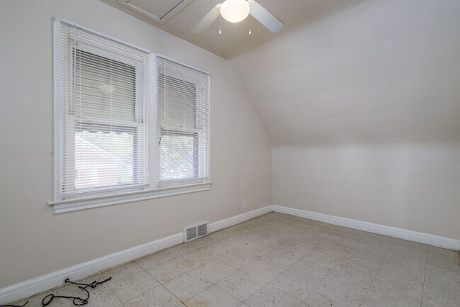 Photo - 13067 Wade St