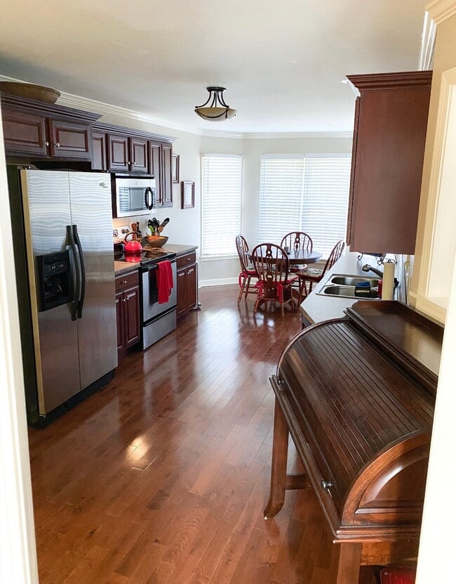 Photo - 9 Willow Tree Ct