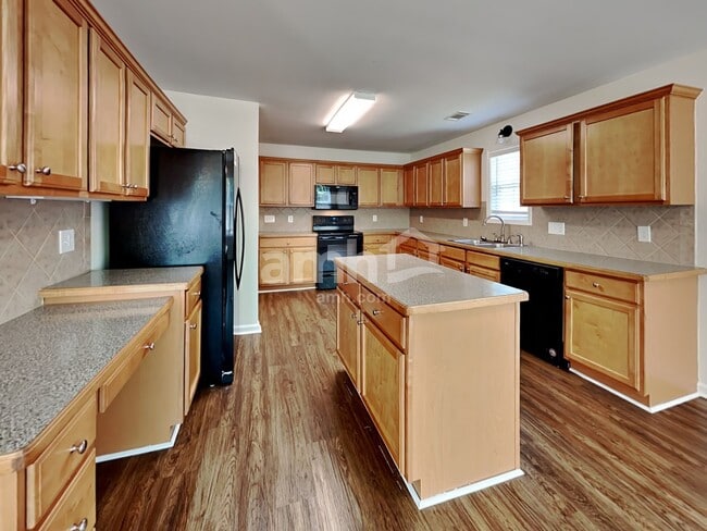 Photo - 6250 Mulberry Park Dr