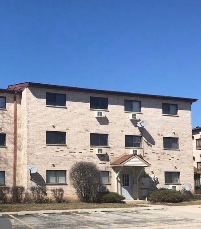 Building Photo - 425 Osage Ln Unit 1A