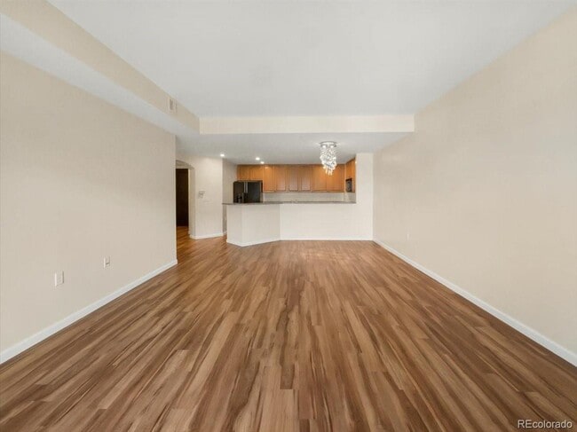 Photo - 975 N Lincoln St Unidad 5E