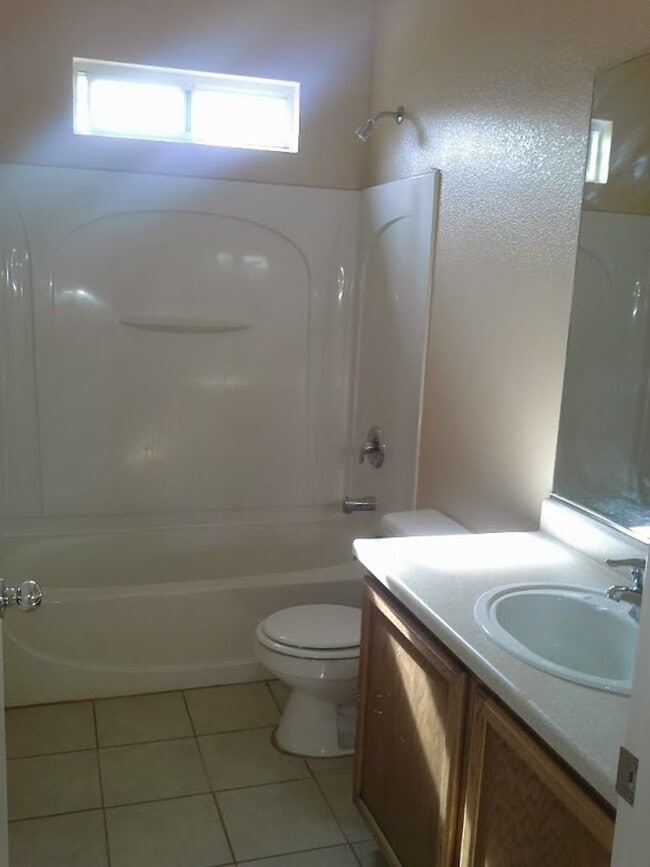 Photo - Gorgeous 3 Bedroom Townhome with Attached Garage! Available for Immediate Move in!