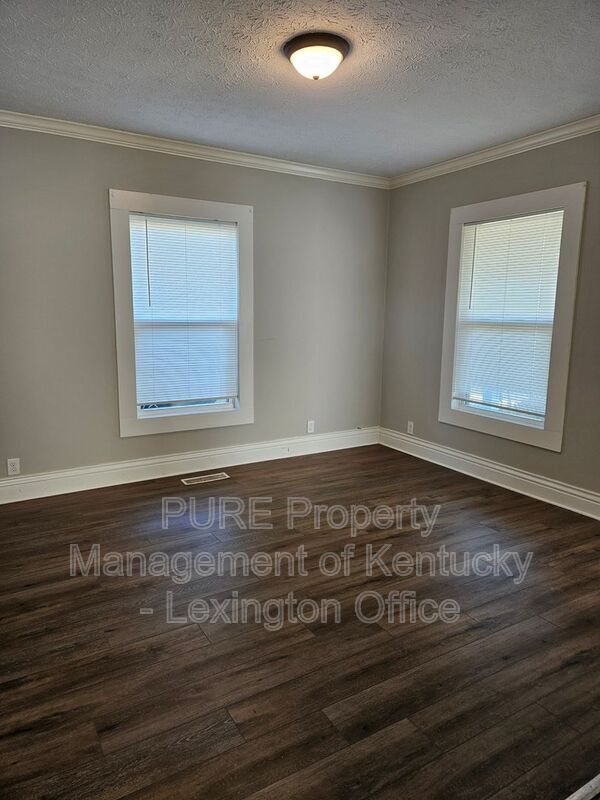 Photo - 310 S Magnolia St