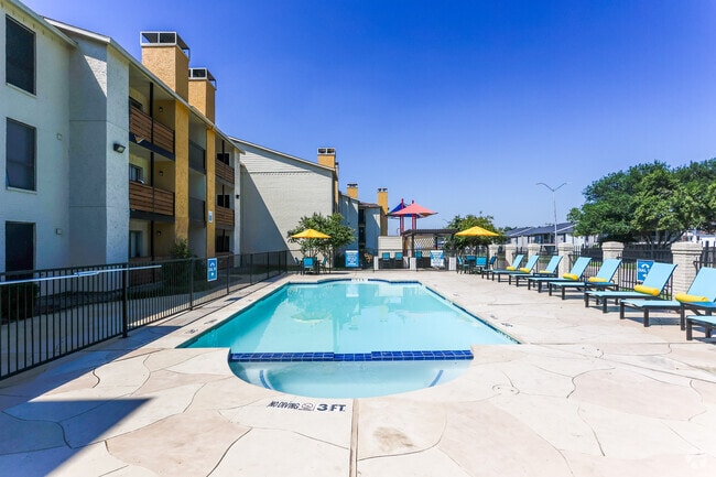 Swimming Pool 1 - The Dahlia