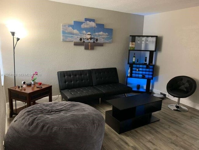 Photo - 3737 NW 20th St