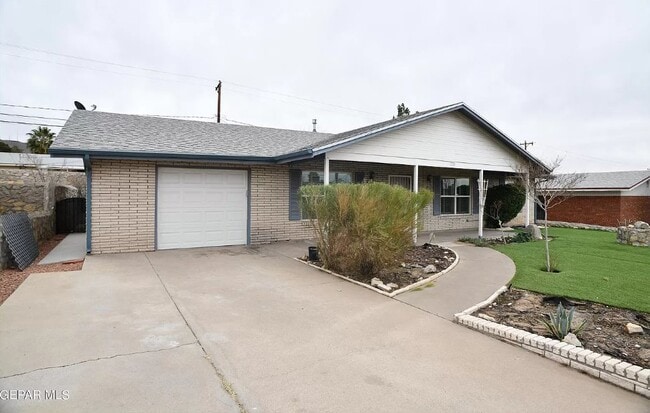 220 Stratus Rd