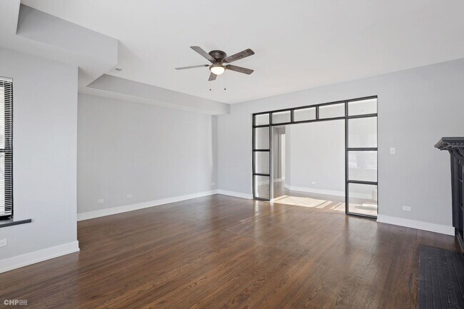 Photo - 4359 S King Dr Unidad 3