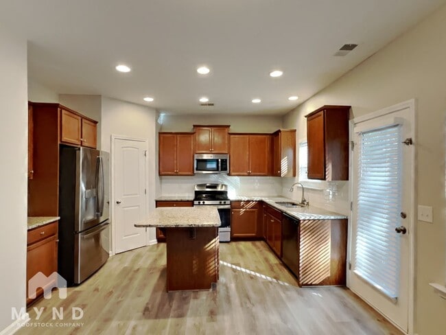 Photo - 41 Minima Ct