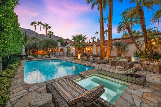 Building Photo - 535 N Belardo Rd