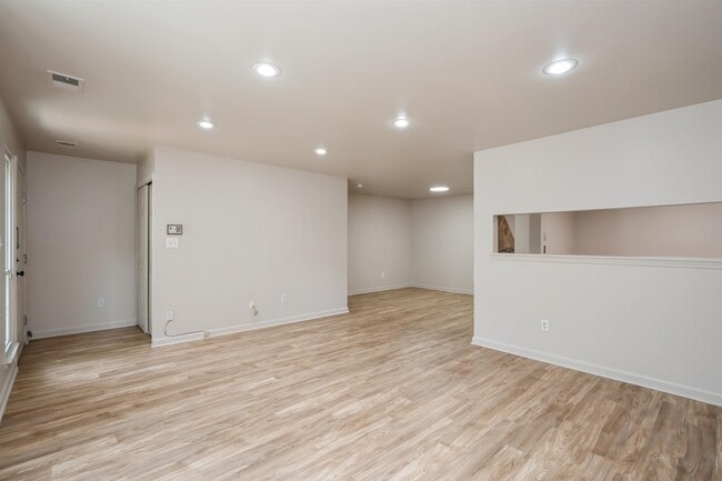 Photo - 16 Cypress St