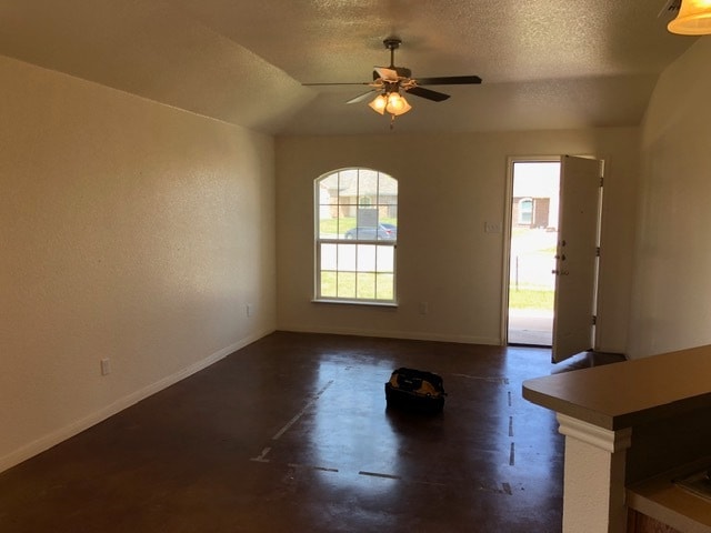 Photo - 3711 John Chisholm Loop