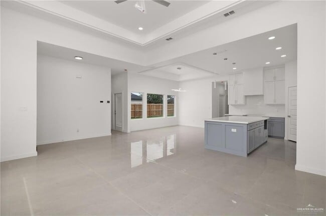 Photo - 614 Sonny Dr