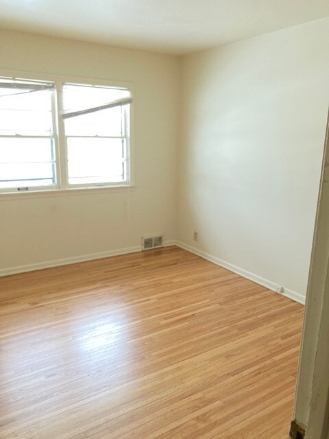 Photo - 5800 Washburn Ave S Unidad 5800