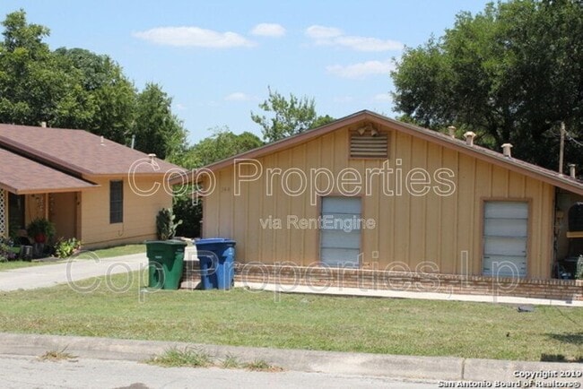 Building Photo - 144 Cloudhaven Dr