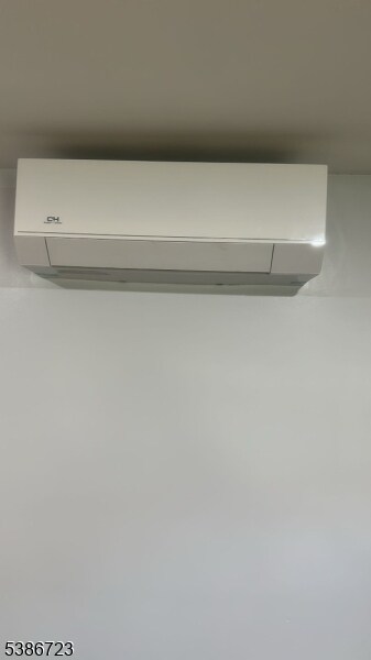 Photo - 27 Eppirt St