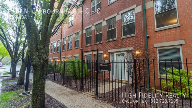 Building Photo - 1513 N Clybourn Ave
