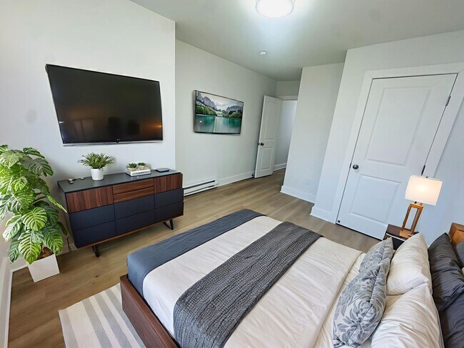 Photo - Refreshed 3bd/1bath House! Section 8 ONLY!