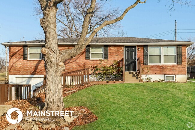 Building Photo - 4037 N Spruce Ave Rental