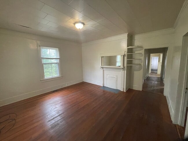 Photo - 3 bedroom 1 bathroom house in Shelby