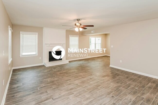 4 Bedroom Pet-Friendly Home in Charlotte, NC with Main Street Renewal