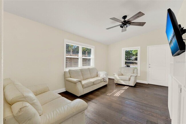 Photo - 1179 Seminole St