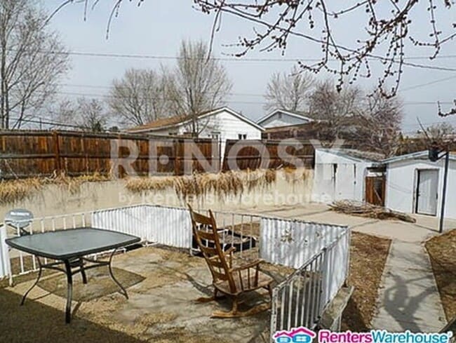 Photo - 327 Leona Dr