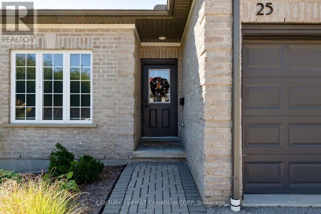 Photo - 500 Sunnystone Rd