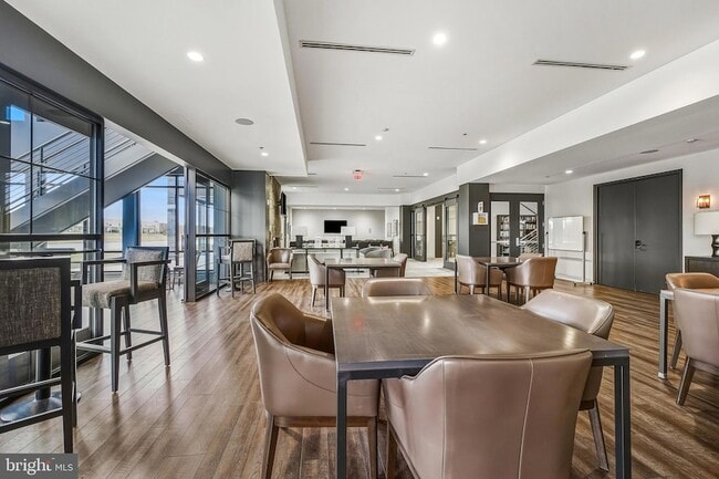 Photo - 23651 Havelock Walk Ter Unit 407