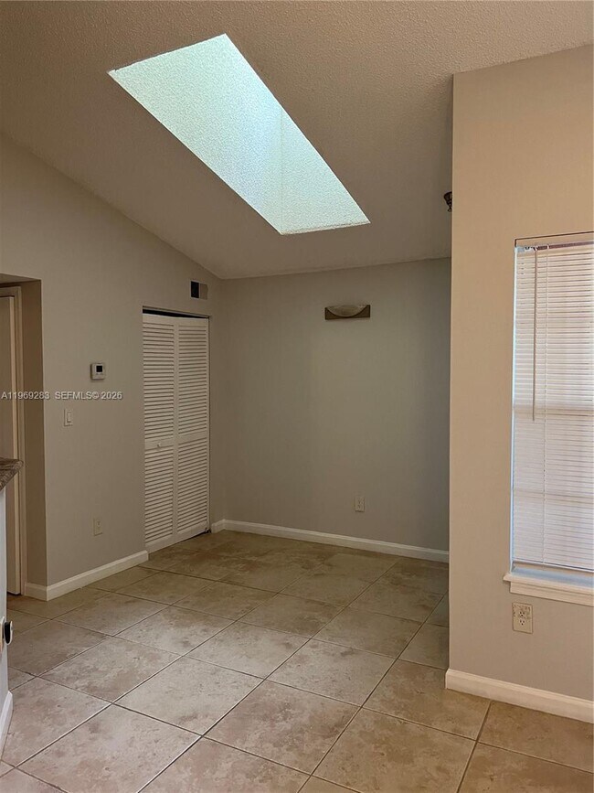 Photo - 1365 Crystal Way Unit N