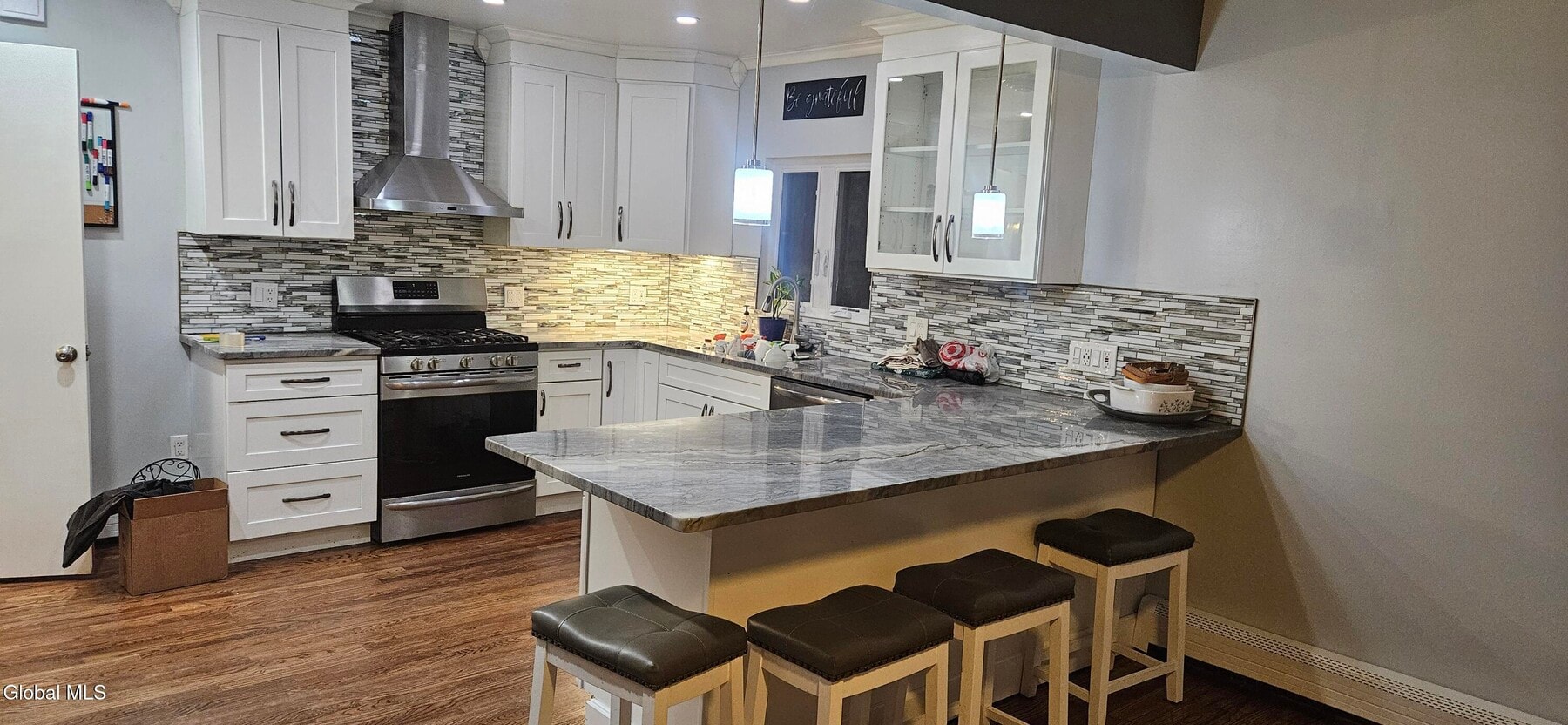 Photo - 1364 Evergreen Ave