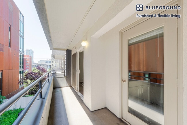 Photo - 526 Yale Ave N Unidad FL4-ID877