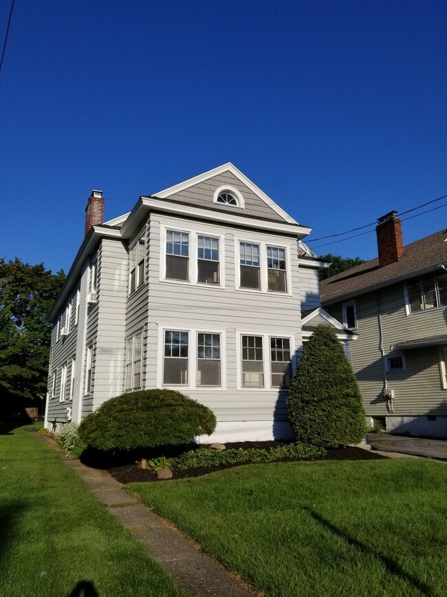 Photo - 519 Durston Ave Unit 2nd Floor