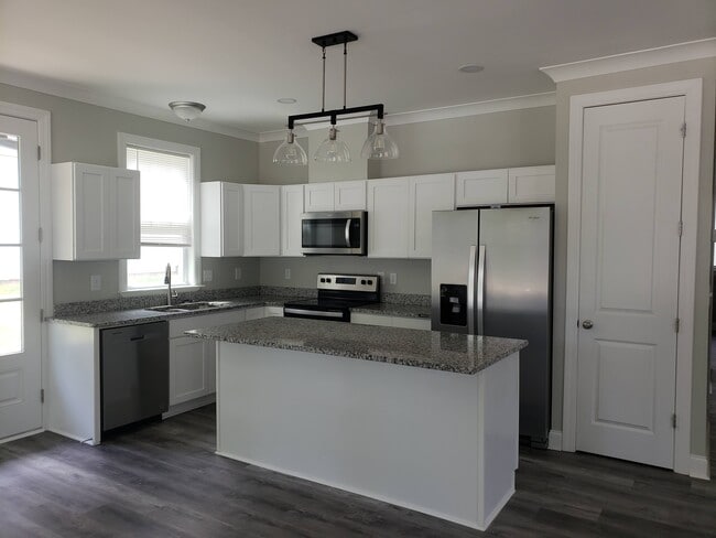 Photo - 218 Forest Dr