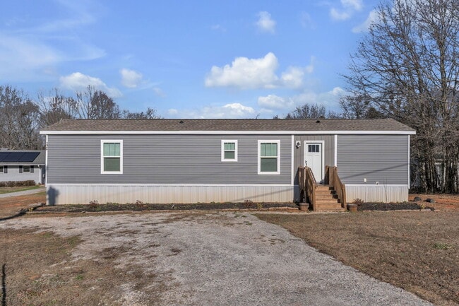 Building Photo - Spacious 2BR, 2BA home on 1.5 acres with Extra Storage - $1695/mo rent***