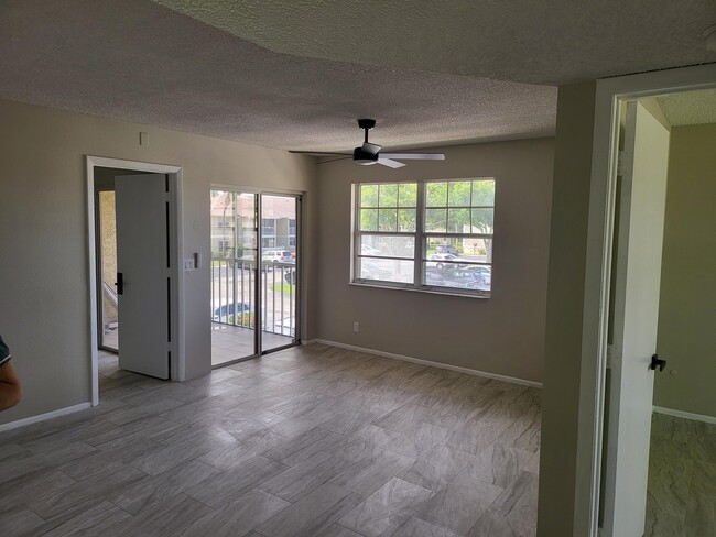 Photo - 1562 SE Royal Green Cir Unit 201