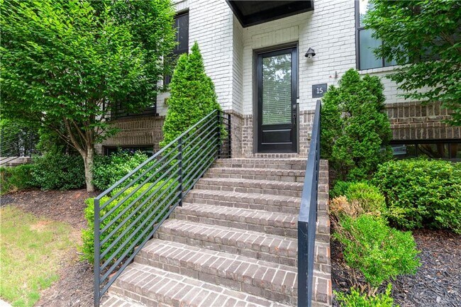 Photo - 1388 La France Street Northeast