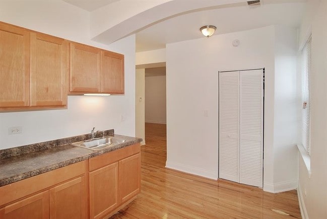 Photo - 3501 W Adams St